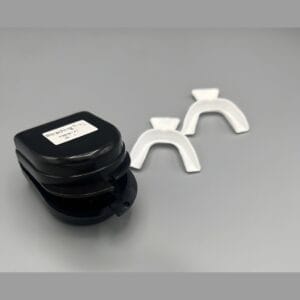 تری بلیچینگ ظرف دار 2 عددی با جعبه محافظ برای سفید کردن دندان.