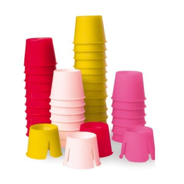 گوده پلاستیکی دندانپزشکی در رنگ‌های متنوع برای میکس مواد مثل آمالگام و باندینگ.