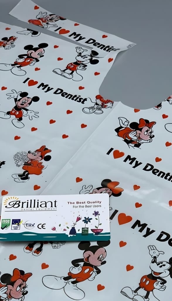 پیشبند اطفال طرحدار میکی موس پیشبند اطفال طرحدار میکی موس برای استفاده بهداشتی در دندانپزشکی کودکان