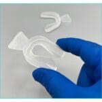 تری بلیچینگ تکسان 2 عددی برای سفید کردن دندان با کیفیت بالا.