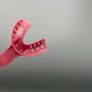 تری تمام فک تکسان سایز کوچک پایین - ابزار دندانپزشکی یکبار مصرف برای قالب‌گیری فک پایین کودکان و بزرگسالان با فک ریز.